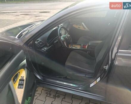 Сірий Тойота Камрі, об'ємом двигуна 2.36 л та пробігом 282 тис. км за 8600 $, фото 30 на Automoto.ua