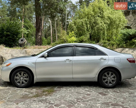 Сірий Тойота Камрі, об'ємом двигуна 3.5 л та пробігом 246 тис. км за 8300 $, фото 10 на Automoto.ua