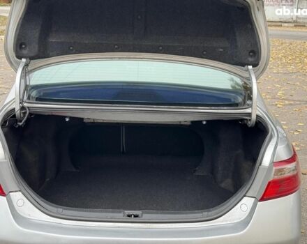 Серый Тойота Камри, объемом двигателя 2.4 л и пробегом 225 тыс. км за 7490 $, фото 14 на Automoto.ua