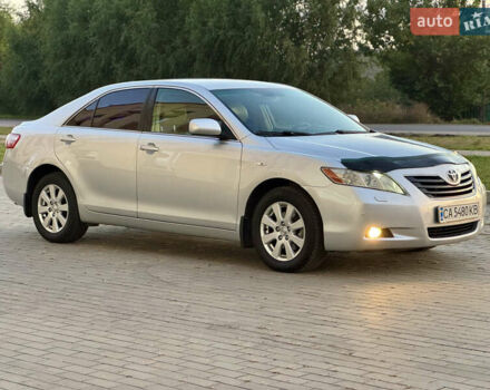 Серый Тойота Камри, объемом двигателя 2.36 л и пробегом 221 тыс. км за 7999 $, фото 6 на Automoto.ua