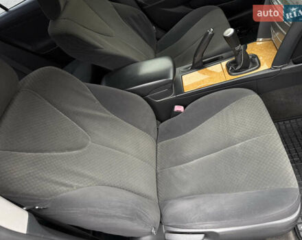 Серый Тойота Камри, объемом двигателя 2.4 л и пробегом 262 тыс. км за 6999 $, фото 20 на Automoto.ua