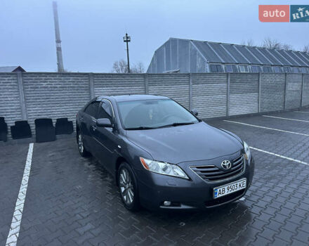 Сірий Тойота Камрі, об'ємом двигуна 2.36 л та пробігом 232 тис. км за 8600 $, фото 2 на Automoto.ua