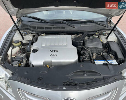Сірий Тойота Камрі, об'ємом двигуна 3.5 л та пробігом 332 тис. км за 8700 $, фото 23 на Automoto.ua