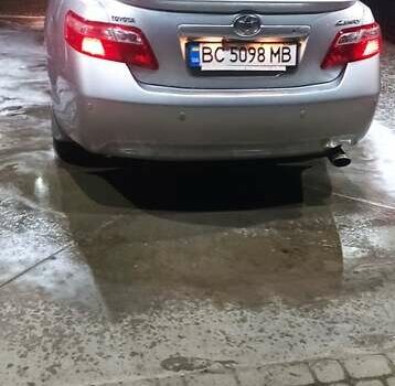 Серый Тойота Камри, объемом двигателя 2.4 л и пробегом 286 тыс. км за 9500 $, фото 16 на Automoto.ua