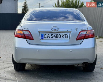 Серый Тойота Камри, объемом двигателя 2.36 л и пробегом 221 тыс. км за 7999 $, фото 25 на Automoto.ua