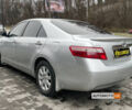 Серый Тойота Камри, объемом двигателя 2.4 л и пробегом 315 тыс. км за 8300 $, фото 3 на Automoto.ua