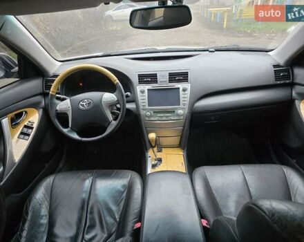 Сірий Тойота Камрі, об'ємом двигуна 3.5 л та пробігом 250 тис. км за 6300 $, фото 12 на Automoto.ua