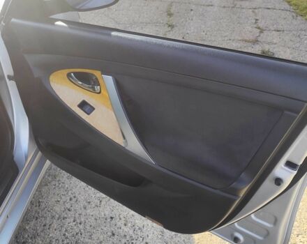 Сірий Тойота Камрі, об'ємом двигуна 2.4 л та пробігом 160 тис. км за 8400 $, фото 17 на Automoto.ua