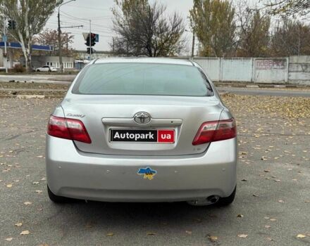 Серый Тойота Камри, объемом двигателя 2.4 л и пробегом 225 тыс. км за 7490 $, фото 3 на Automoto.ua