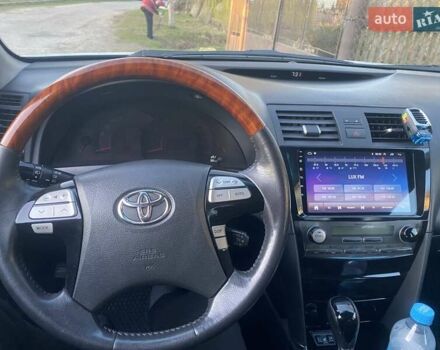 Сірий Тойота Камрі, об'ємом двигуна 3.5 л та пробігом 252 тис. км за 8800 $, фото 5 на Automoto.ua