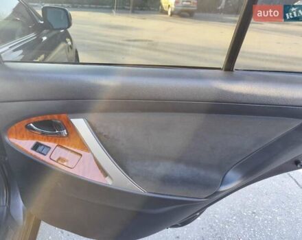 Серый Тойота Камри, объемом двигателя 2.36 л и пробегом 240 тыс. км за 9200 $, фото 27 на Automoto.ua