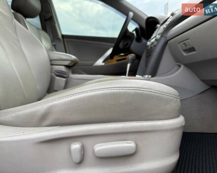 Серый Тойота Камри, объемом двигателя 3.46 л и пробегом 285 тыс. км за 8690 $, фото 25 на Automoto.ua