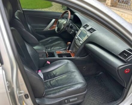 Серый Тойота Камри, объемом двигателя 3.5 л и пробегом 283 тыс. км за 6500 $, фото 6 на Automoto.ua