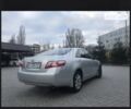 Серый Тойота Камри, объемом двигателя 2.4 л и пробегом 221 тыс. км за 8499 $, фото 2 на Automoto.ua