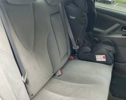 Серый Тойота Камри, объемом двигателя 2.4 л и пробегом 192 тыс. км за 8000 $, фото 11 на Automoto.ua