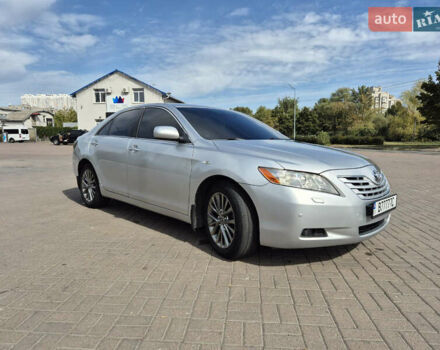 Серый Тойота Камри, объемом двигателя 3.46 л и пробегом 305 тыс. км за 8500 $, фото 6 на Automoto.ua