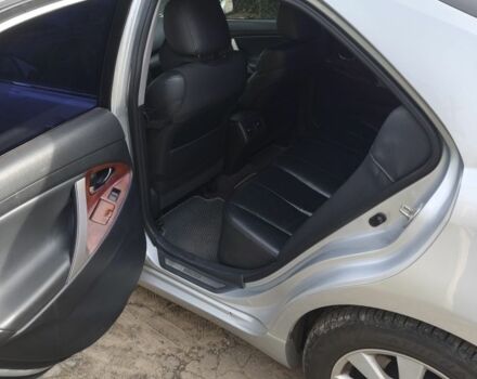 Серый Тойота Камри, объемом двигателя 2.4 л и пробегом 286 тыс. км за 8700 $, фото 7 на Automoto.ua