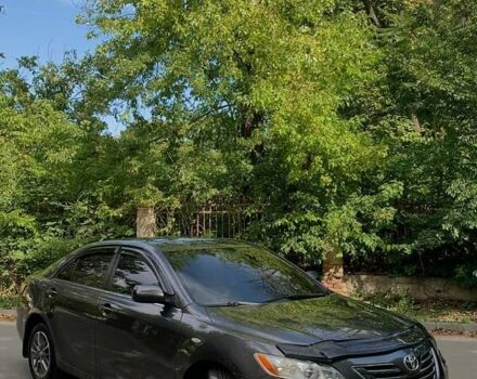 Серый Тойота Камри, объемом двигателя 2.4 л и пробегом 238 тыс. км за 9100 $, фото 3 на Automoto.ua