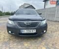 Сірий Тойота Камрі, об'ємом двигуна 3.5 л та пробігом 211 тис. км за 9800 $, фото 1 на Automoto.ua
