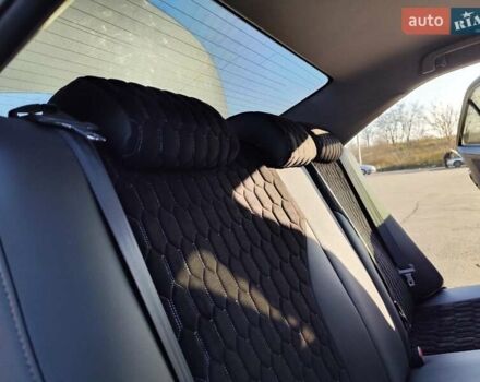 Серый Тойота Камри, объемом двигателя 2.36 л и пробегом 240 тыс. км за 9200 $, фото 23 на Automoto.ua