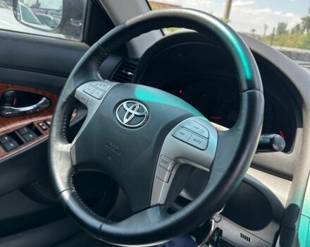 Сірий Тойота Камрі, об'ємом двигуна 2.4 л та пробігом 273 тис. км за 8500 $, фото 12 на Automoto.ua