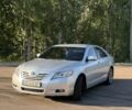 Сірий Тойота Камрі, об'ємом двигуна 3.5 л та пробігом 313 тис. км за 6823 $, фото 1 на Automoto.ua