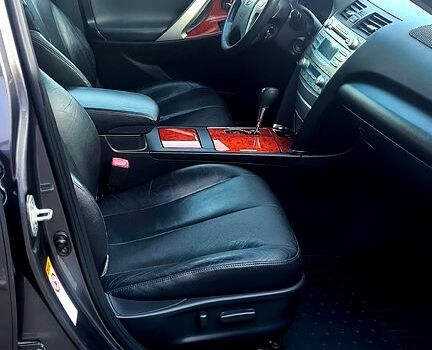 Серый Тойота Камри, объемом двигателя 2.4 л и пробегом 167 тыс. км за 9100 $, фото 10 на Automoto.ua