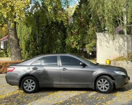 Тойота Камрі 2007 у Кропивницькому (Кіровограді) на Automoto.ua Сірий Тойота Камрі, об'ємом двигуна 3.5 л та пробігом 320 тис. км за 8500 $, фото 9 на Automoto.ua