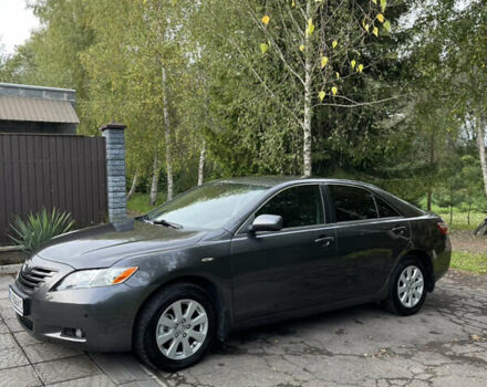 Серый Тойота Камри, объемом двигателя 2.4 л и пробегом 220 тыс. км за 8700 $, фото 14 на Automoto.ua