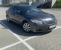 Сірий Тойота Камрі, об'ємом двигуна 2.4 л та пробігом 343 тис. км за 5293 $, фото 1 на Automoto.ua