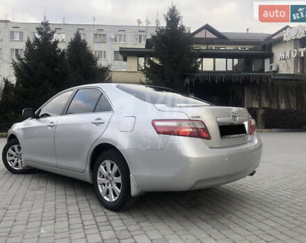 Серый Тойота Камри, объемом двигателя 2.36 л и пробегом 221 тыс. км за 8499 $, фото 3 на Automoto.ua