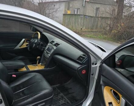 Сірий Тойота Камрі, об'ємом двигуна 3.5 л та пробігом 250 тис. км за 6300 $, фото 16 на Automoto.ua