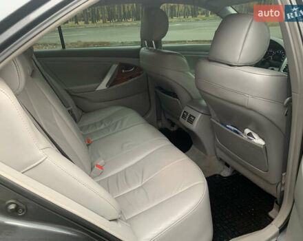 Серый Тойота Камри, объемом двигателя 3.5 л и пробегом 290 тыс. км за 9000 $, фото 23 на Automoto.ua