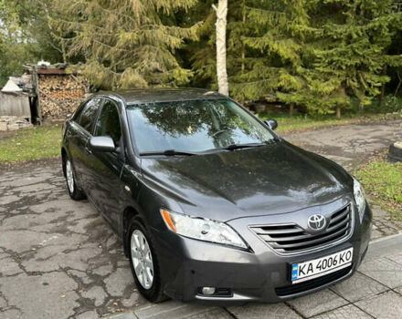 Серый Тойота Камри, объемом двигателя 2.4 л и пробегом 220 тыс. км за 8700 $, фото 29 на Automoto.ua