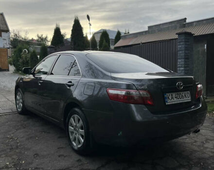 Серый Тойота Камри, объемом двигателя 2.4 л и пробегом 220 тыс. км за 8700 $, фото 19 на Automoto.ua