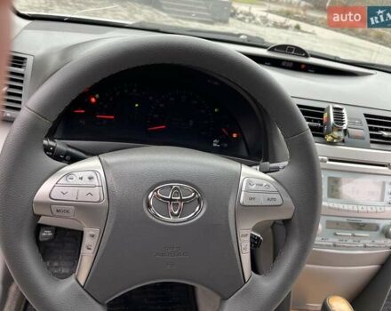 Серый Тойота Камри, объемом двигателя 3.5 л и пробегом 350 тыс. км за 8200 $, фото 6 на Automoto.ua