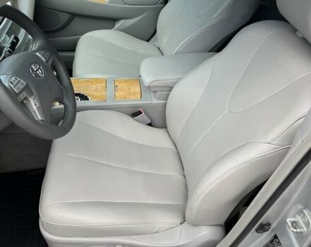 Серый Тойота Камри, объемом двигателя 3.5 л и пробегом 280 тыс. км за 7900 $, фото 11 на Automoto.ua