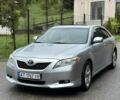 Серый Тойота Камри, объемом двигателя 2.4 л и пробегом 209 тыс. км за 8500 $, фото 1 на Automoto.ua