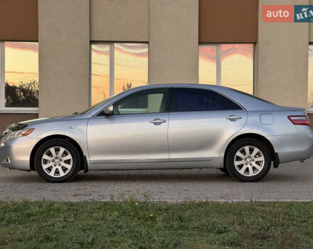 Серый Тойота Камри, объемом двигателя 2.36 л и пробегом 221 тыс. км за 7999 $, фото 3 на Automoto.ua