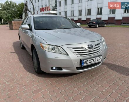 Сірий Тойота Камрі, об'ємом двигуна 3.5 л та пробігом 332 тис. км за 8700 $, фото 2 на Automoto.ua