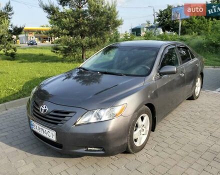 Сірий Тойота Камрі, об'ємом двигуна 2.4 л та пробігом 260 тис. км за 8500 $, фото 3 на Automoto.ua
