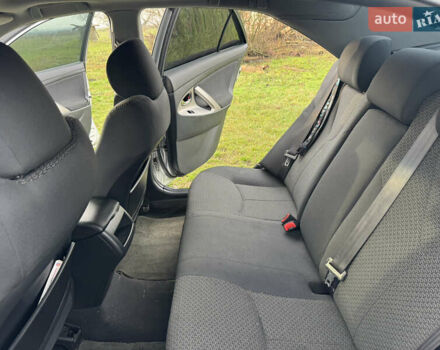 Сірий Тойота Камрі, об'ємом двигуна 2.36 л та пробігом 350 тис. км за 7800 $, фото 10 на Automoto.ua