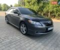 Серый Тойота Камри, объемом двигателя 3.5 л и пробегом 300 тыс. км за 7800 $, фото 2 на Automoto.ua