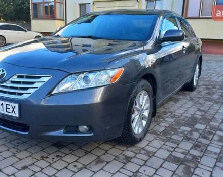 Серый Тойота Камри, объемом двигателя 2.36 л и пробегом 305 тыс. км за 7800 $, фото 28 на Automoto.ua