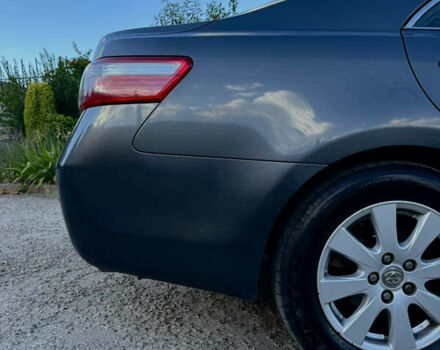 Сірий Тойота Камрі, об'ємом двигуна 2.4 л та пробігом 422 тис. км за 8000 $, фото 9 на Automoto.ua