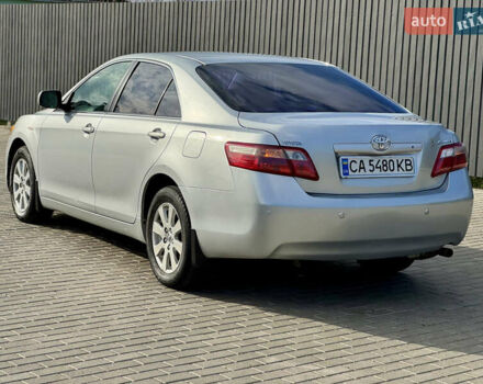Серый Тойота Камри, объемом двигателя 2.36 л и пробегом 221 тыс. км за 7999 $, фото 13 на Automoto.ua