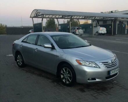 Серый Тойота Камри, объемом двигателя 2.4 л и пробегом 230 тыс. км за 8500 $, фото 7 на Automoto.ua