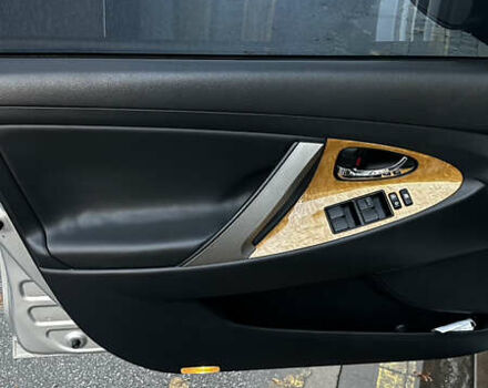 Тойота Камри 2007 в Киеве на Automoto.ua Серый Тойота Камри, объемом двигателя 2.4 л и пробегом 157 тыс. км за 10999 $, фото 17 на Automoto.ua