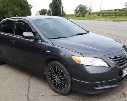 Серый Тойота Камри, объемом двигателя 2.4 л и пробегом 270 тыс. км за 8900 $, фото 4 на Automoto.ua