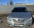 Серый Тойота Камри, объемом двигателя 2.4 л и пробегом 300 тыс. км за 6300 $, фото 1 на Automoto.ua